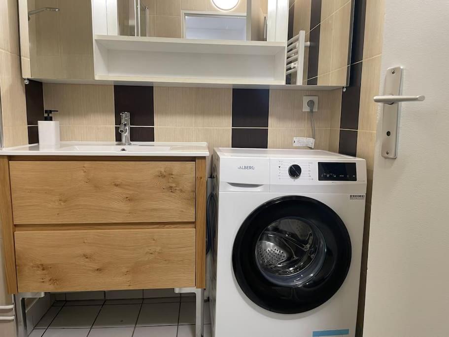 Appartement Cosy Proche Paris Le Bourget Exterior foto
